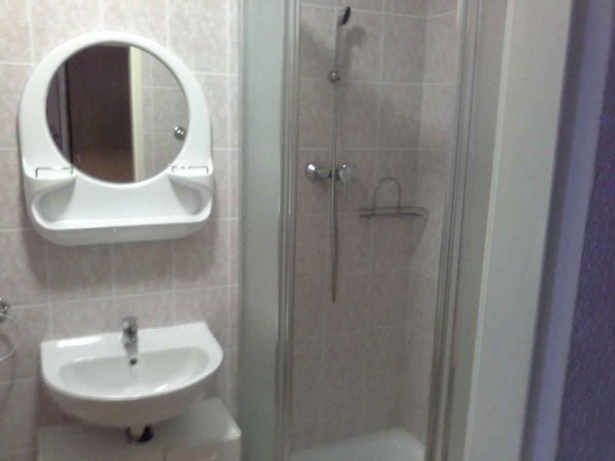 Almet, Apartmanove Studio 205 多纳瓦利 外观 照片