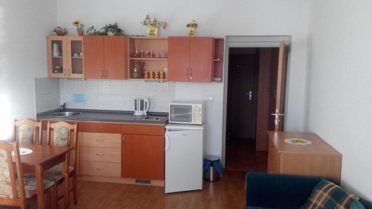 Almet, Apartmanove Studio 205 多纳瓦利 客房 照片